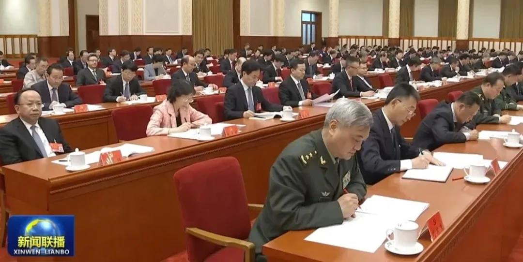 时任北京协和医院院长赵玉沛全程出席十九届五中全会.jpg